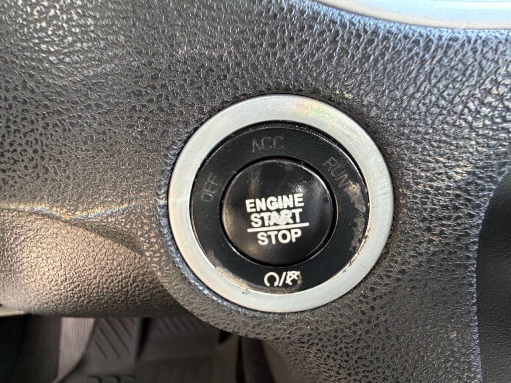 2021 Dodge Charger Image 28