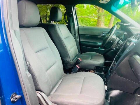 2017 Ford Explorer Image 15