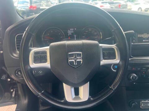 2012 Dodge Charger Image 10