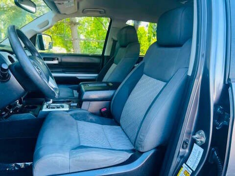 2014 Toyota Tundra Image 21