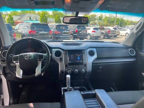 2015 Toyota Tundra Image 14