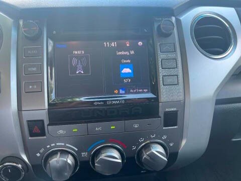 2015 Toyota Tundra Image 25