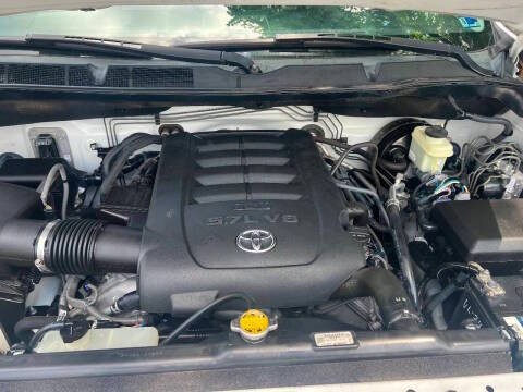 2015 Toyota Tundra Image 29