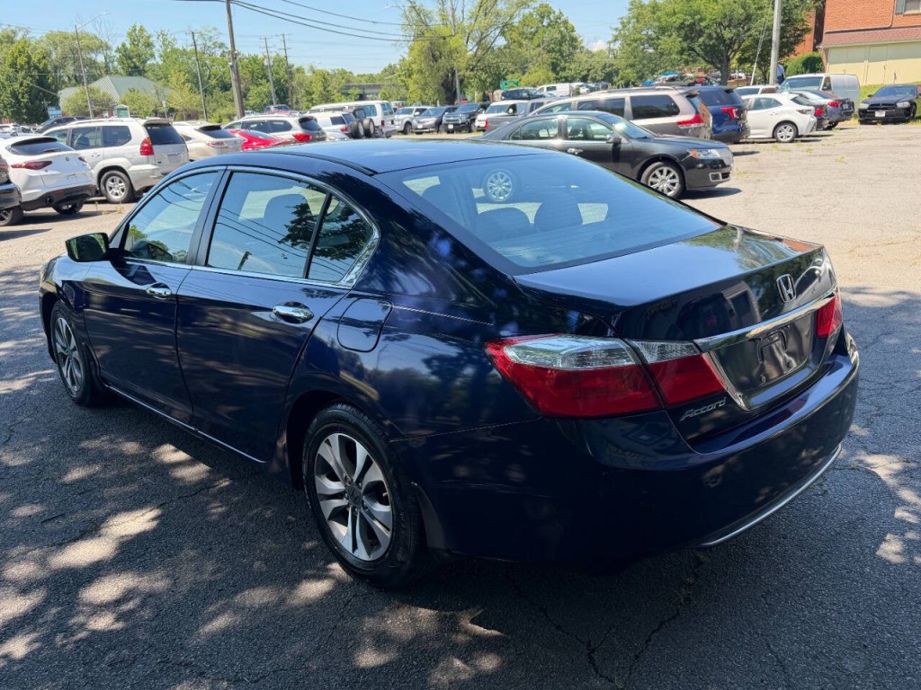 2015 Honda Accord Image 8