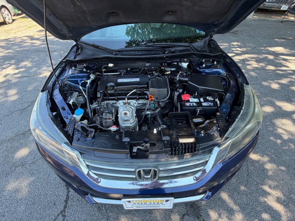 2015 Honda Accord Image 21