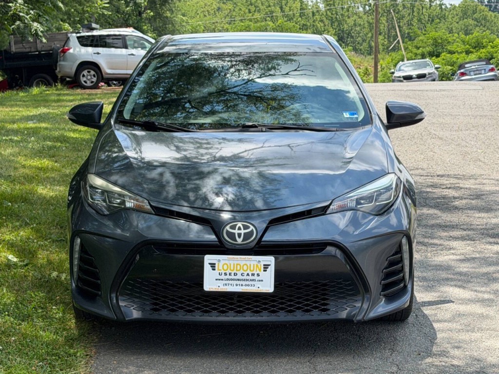 2018 Toyota Corolla Image 2