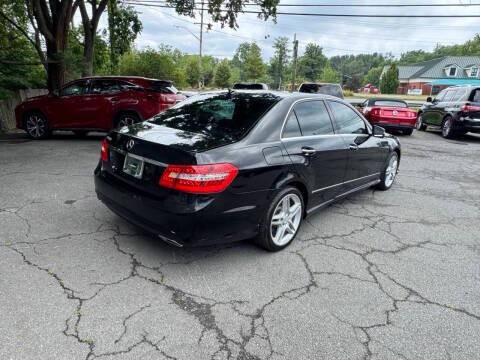 2011 Mercedes-Benz E-Class Image 5