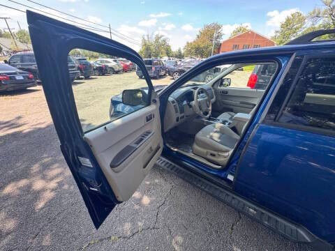 2008 Ford Escape Image 9