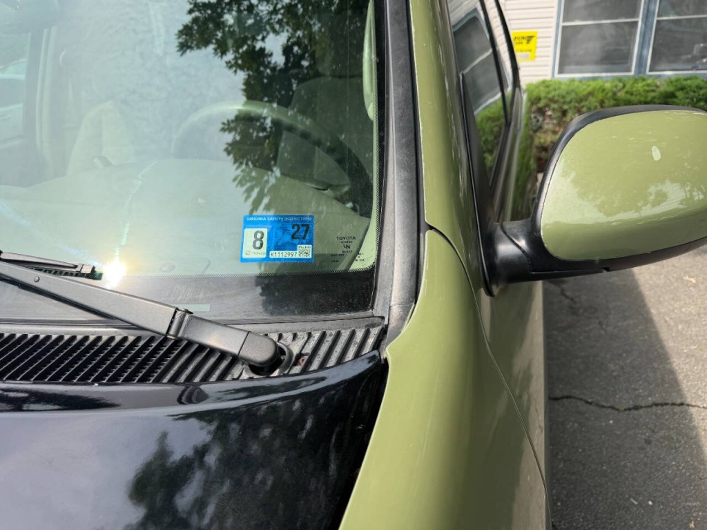 2004 Toyota Sequoia Image 22