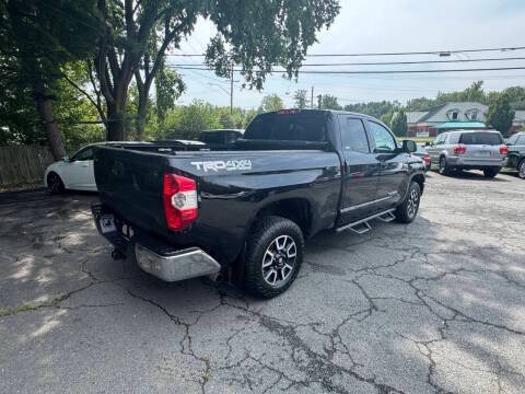 2017 Toyota Tundra Image 6