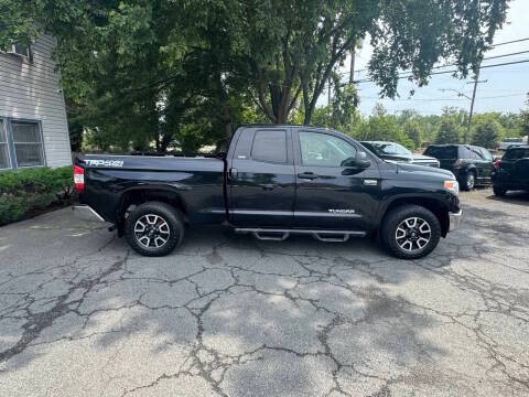 2017 Toyota Tundra Image 7