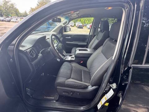 2017 Toyota Tundra Image 11