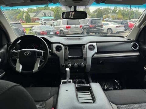2017 Toyota Tundra Image 29