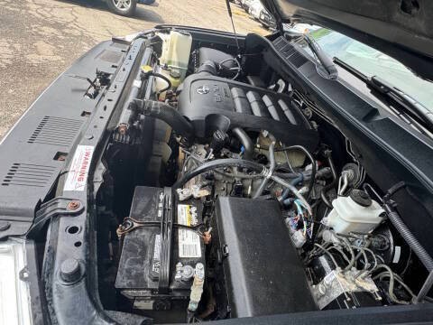2017 Toyota Tundra Image 32
