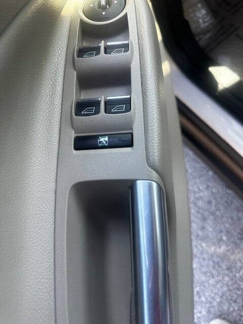 2014 Ford C-Max Image 14