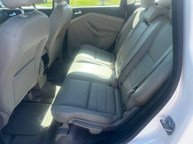 2014 Ford C-Max Image 15