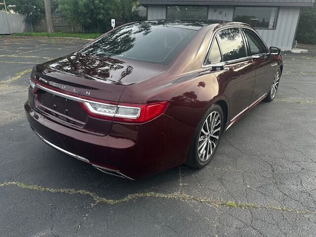 2017 Lincoln Continental Image 5