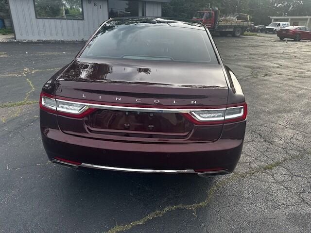 2017 Lincoln Continental Image 6