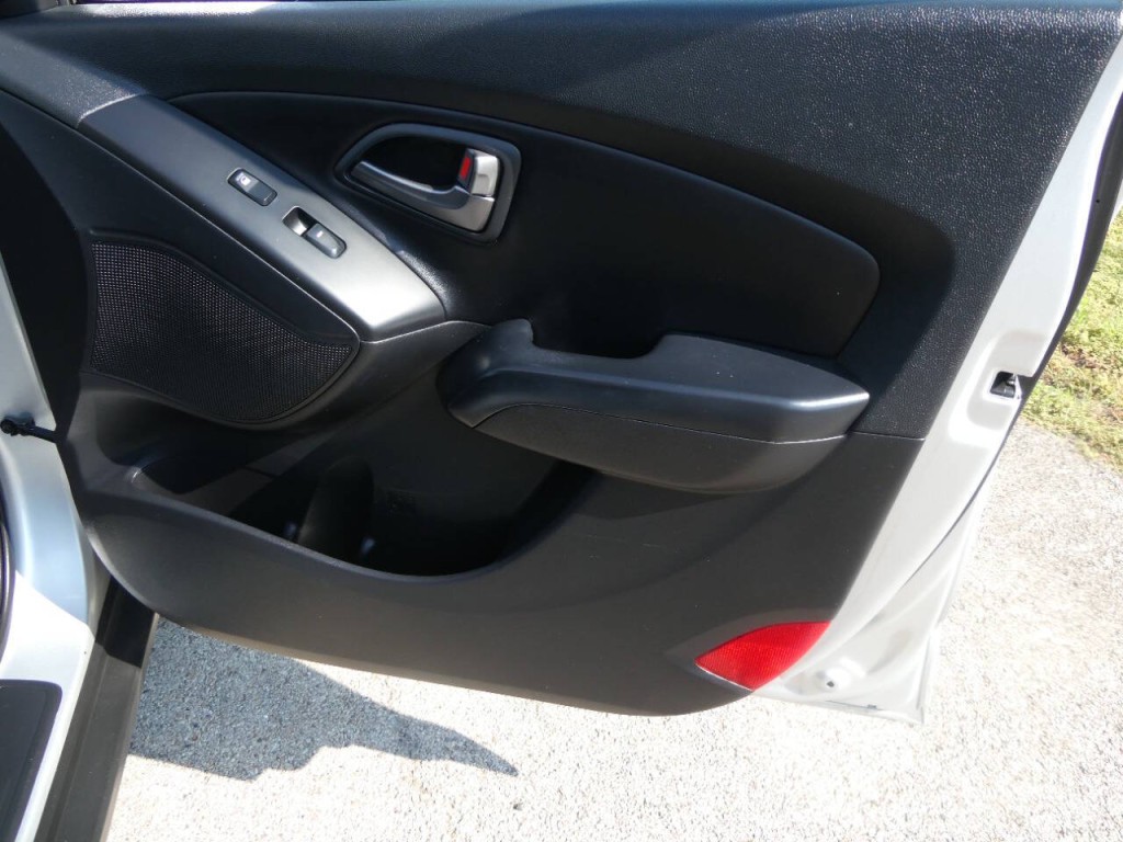 2014 Hyundai Tucson Image 24
