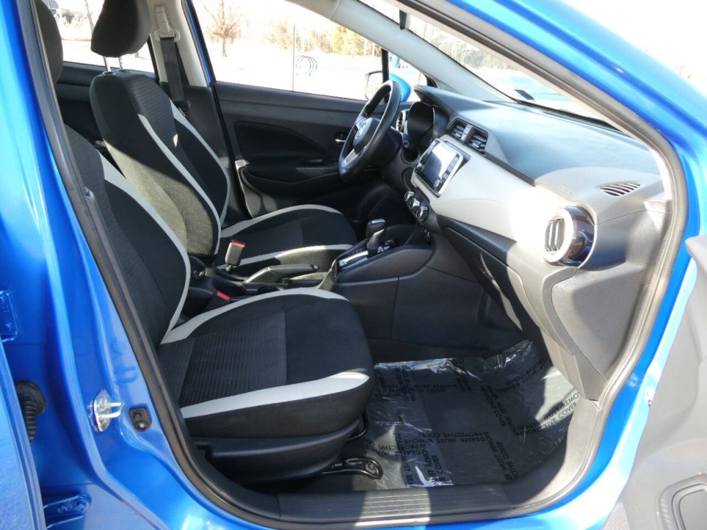 2021 Nissan Versa Image 20