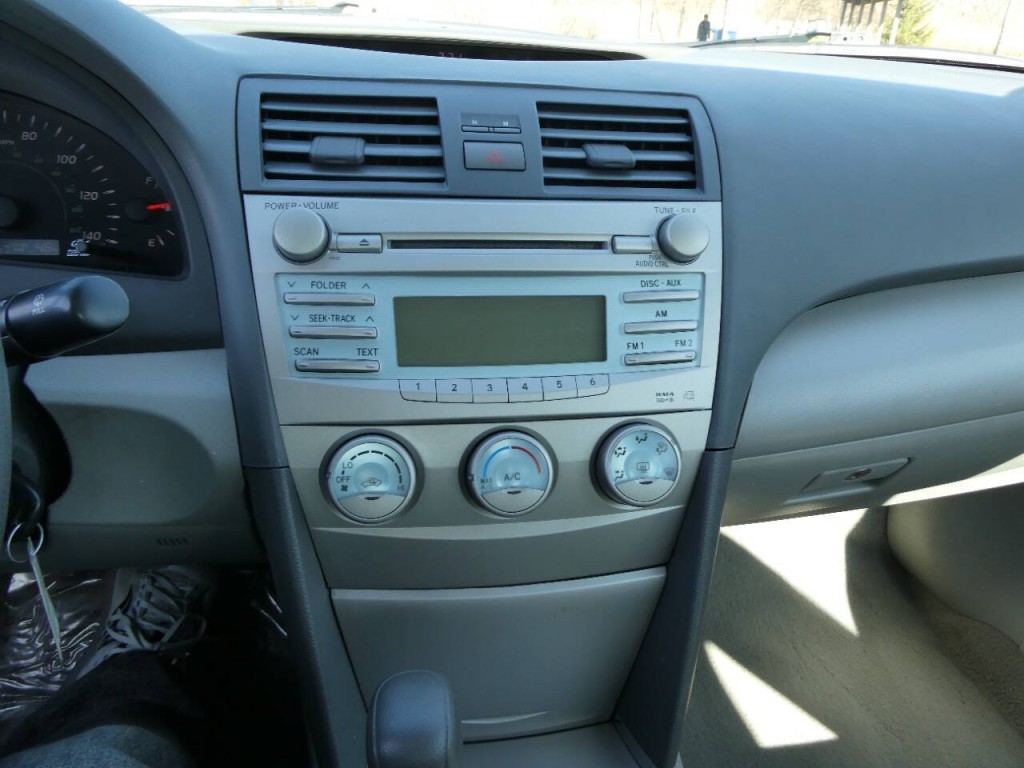 2008 Toyota Camry Image 13