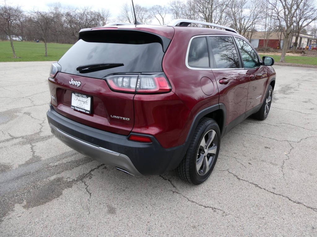 2019 Jeep Cherokee Image 4