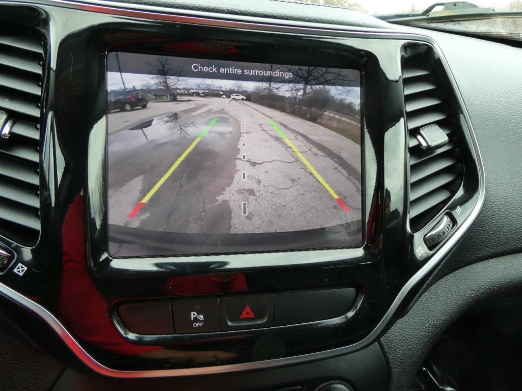 2019 Jeep Cherokee Image 14