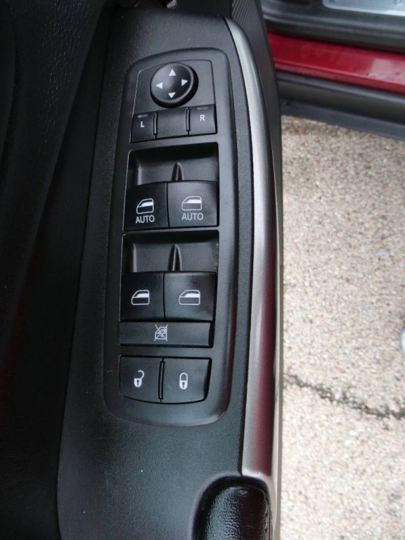 2019 Jeep Cherokee Image 21