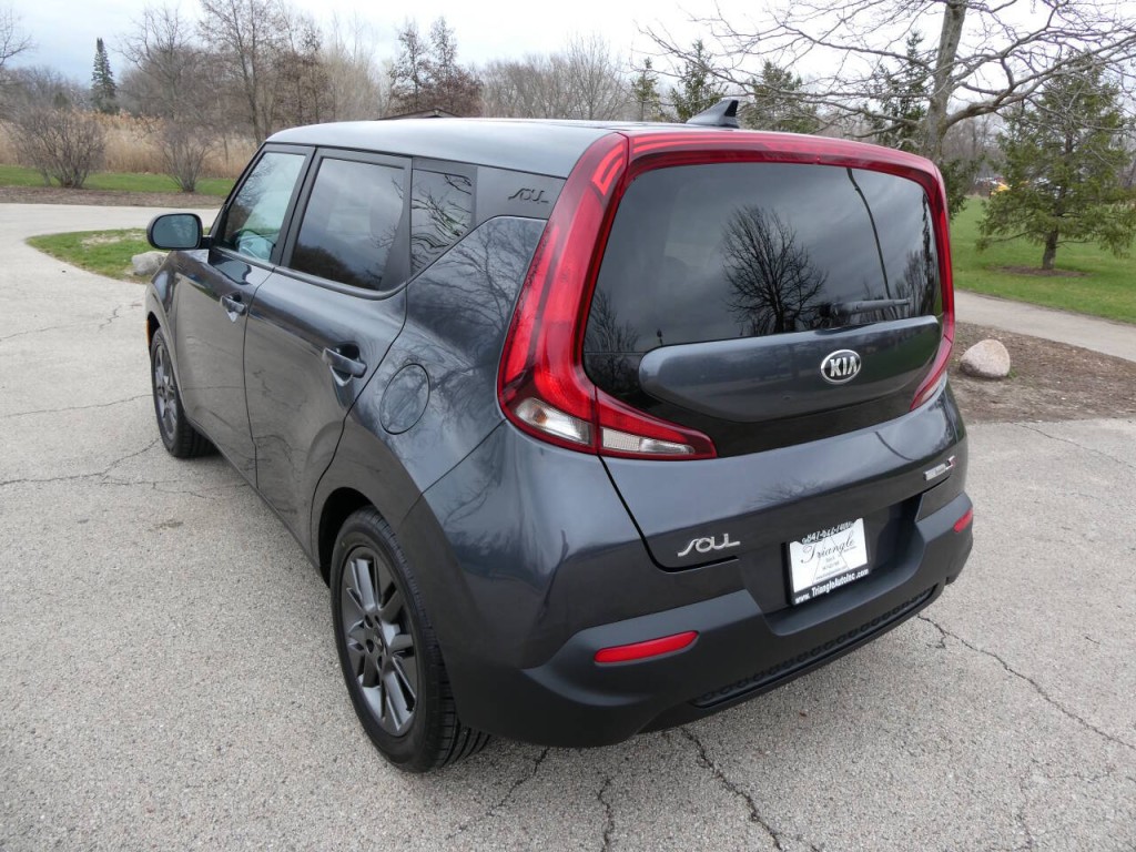 2021 Kia Soul Image 6