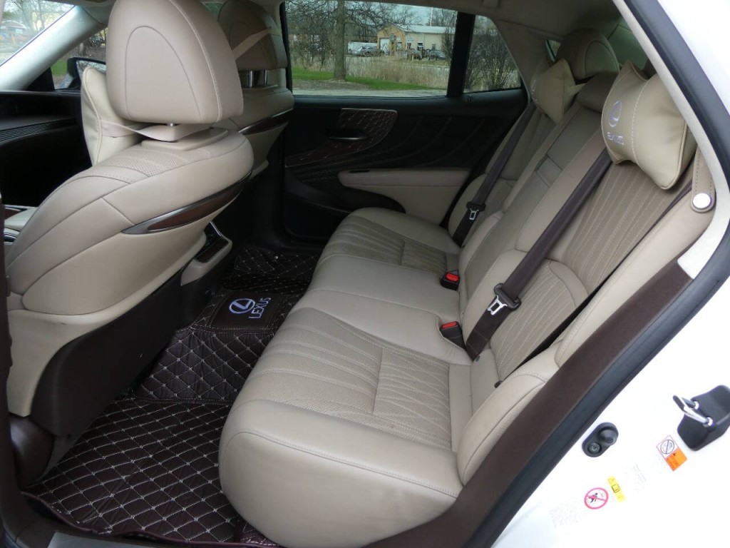 2018 Lexus LS Image 26