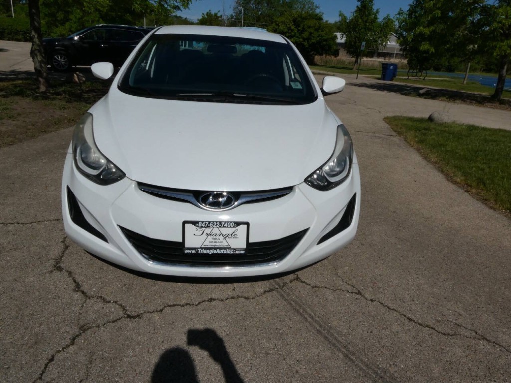 2015 Hyundai Elantra Image 2