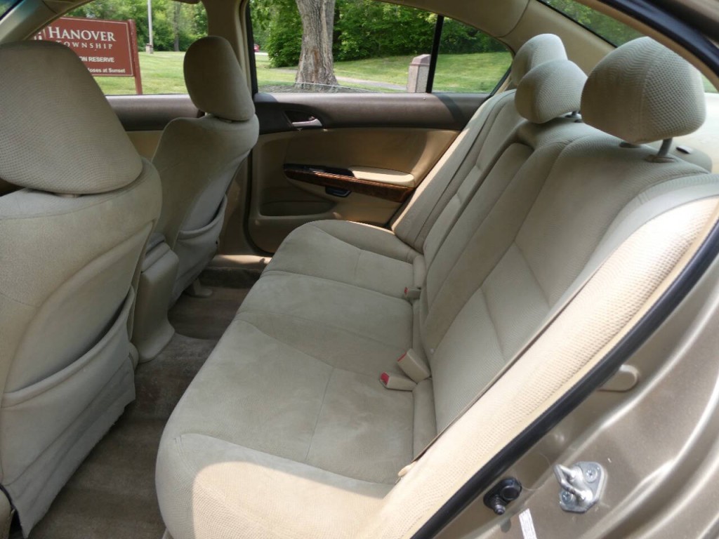 2009 Honda Accord Image 19
