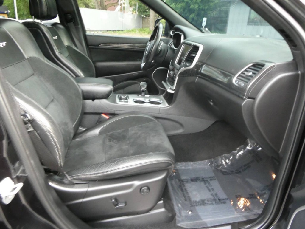 2014 Jeep Grand Cherokee Image 24