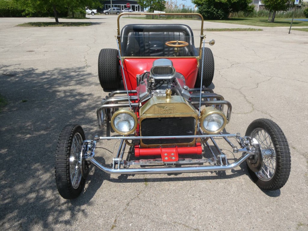 1915 Ford Model T Image 2