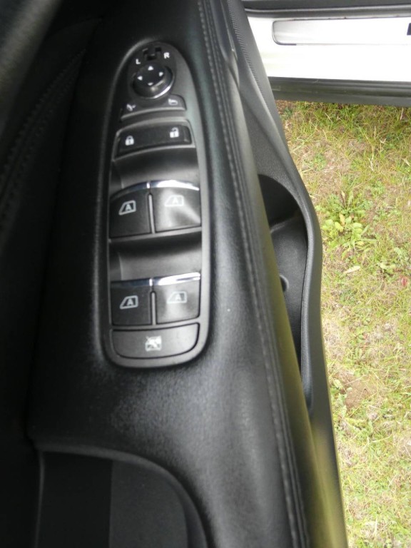 2015 INFINITI QX60 Image 27