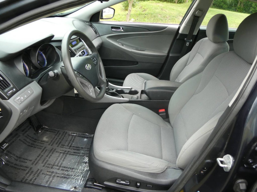2013 Hyundai Sonata Image 7