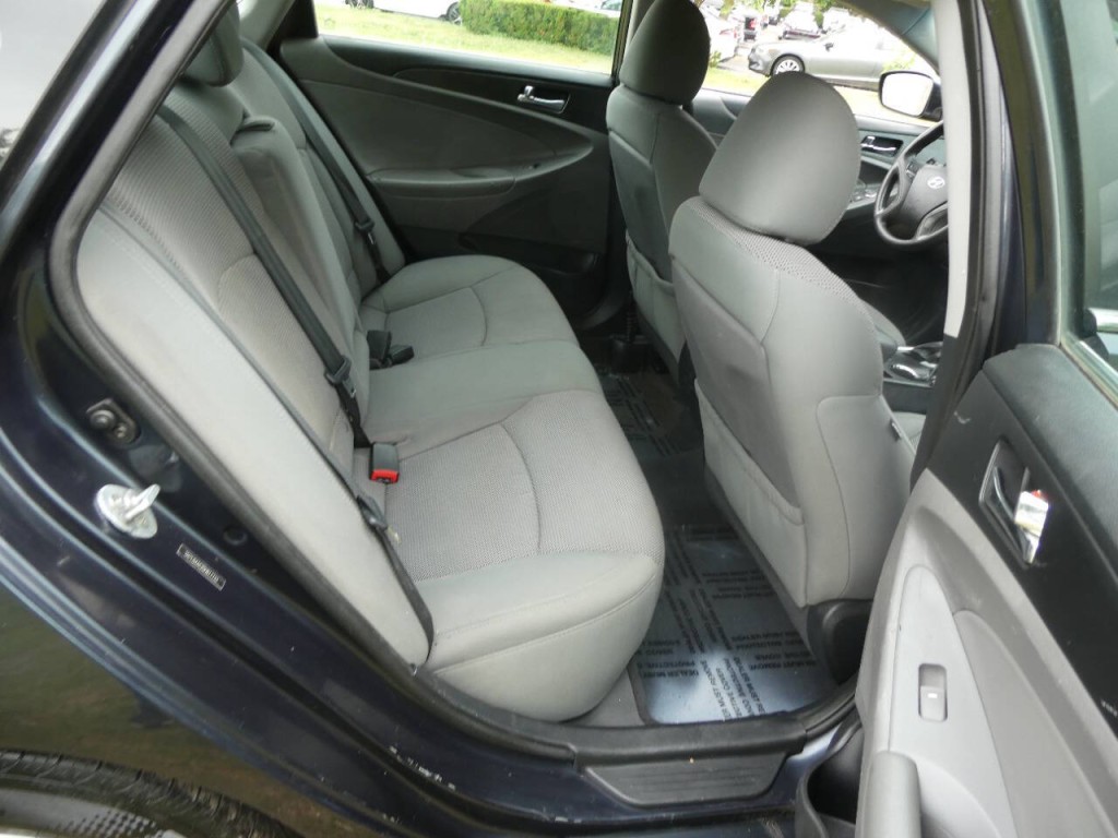 2013 Hyundai Sonata Image 17