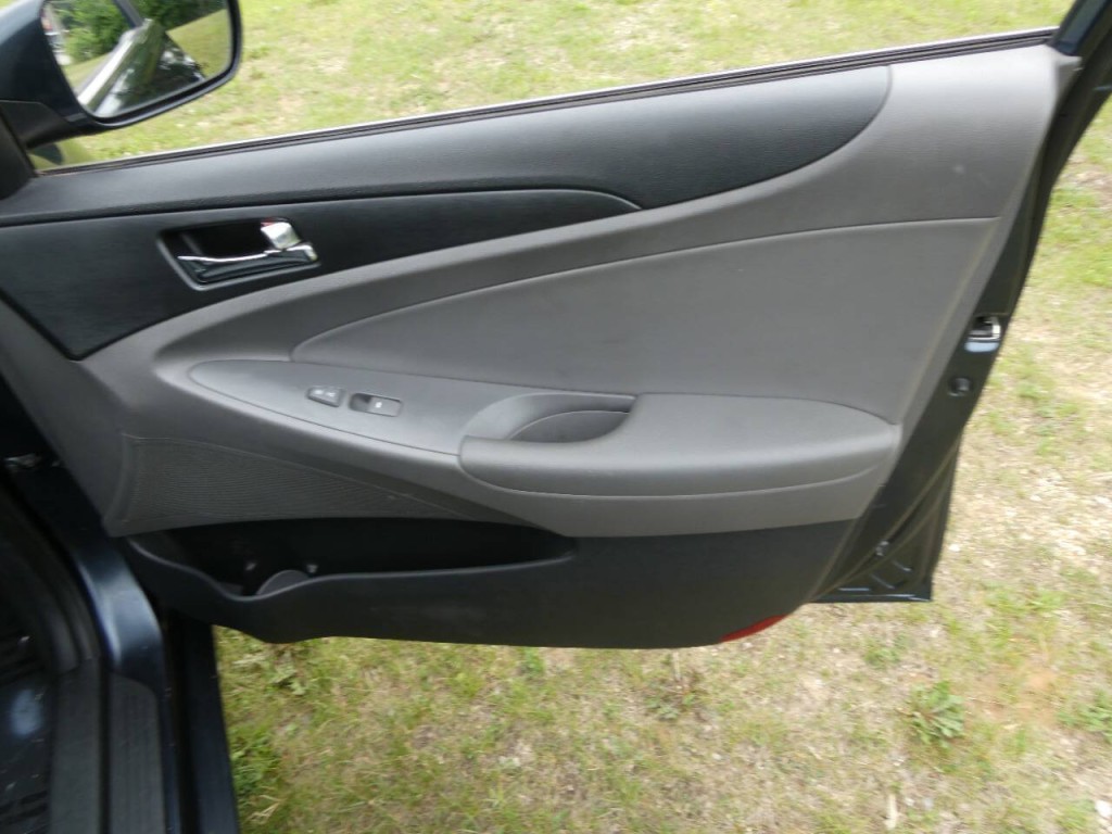 2013 Hyundai Sonata Image 22