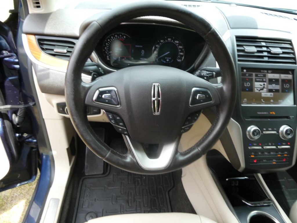 2017 Lincoln MKC Image 12
