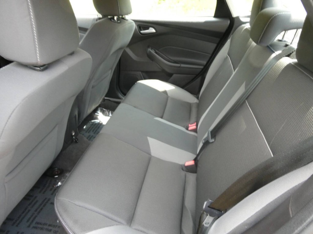 2014 Ford Focus Image 17
