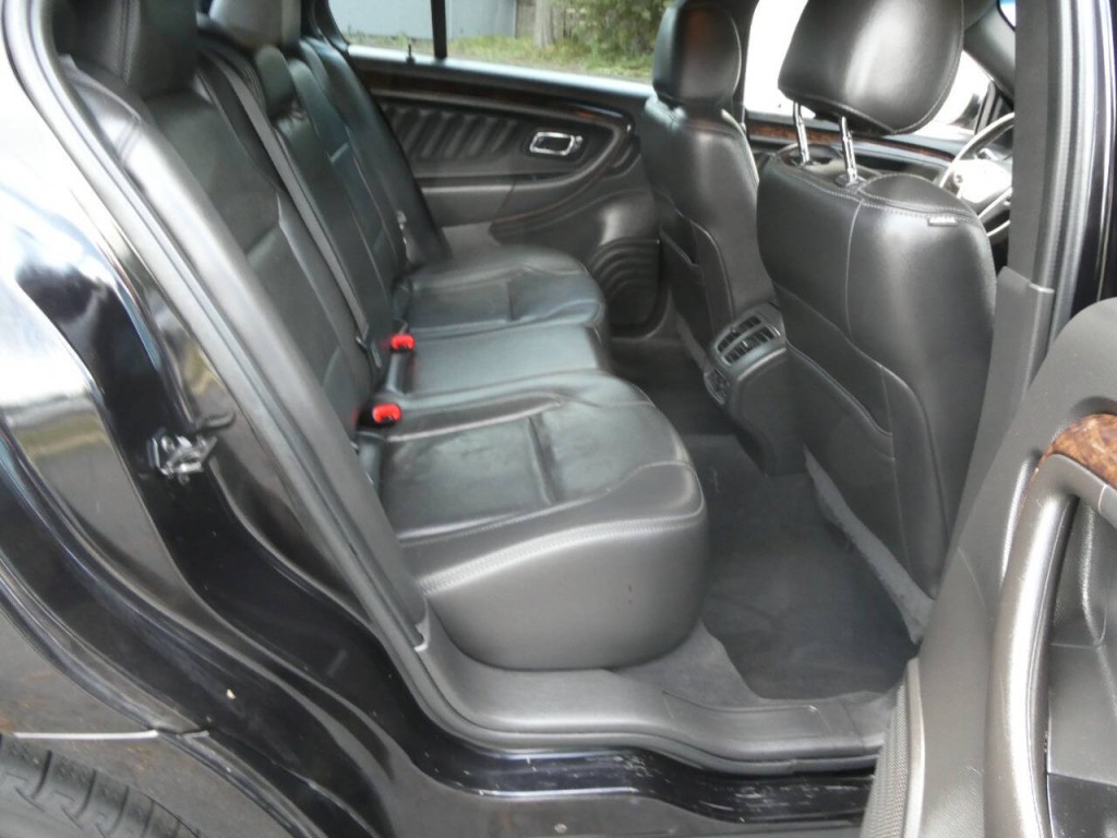 2019 Ford Taurus Image 21