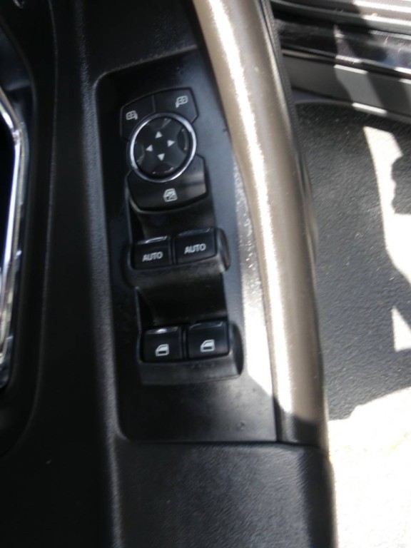 2019 Ford Taurus Image 24