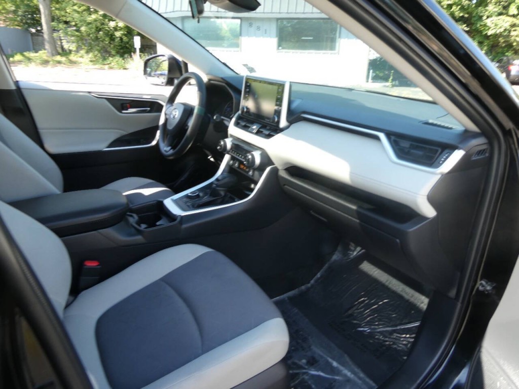 2019 Toyota Rav4 Image 19