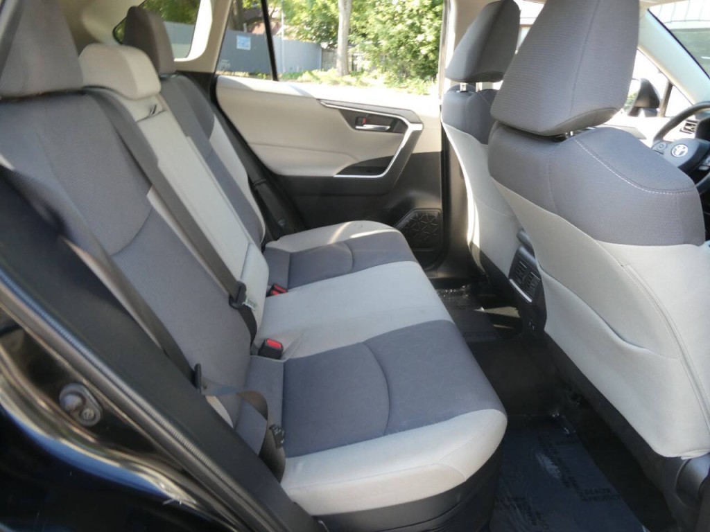 2019 Toyota Rav4 Image 20