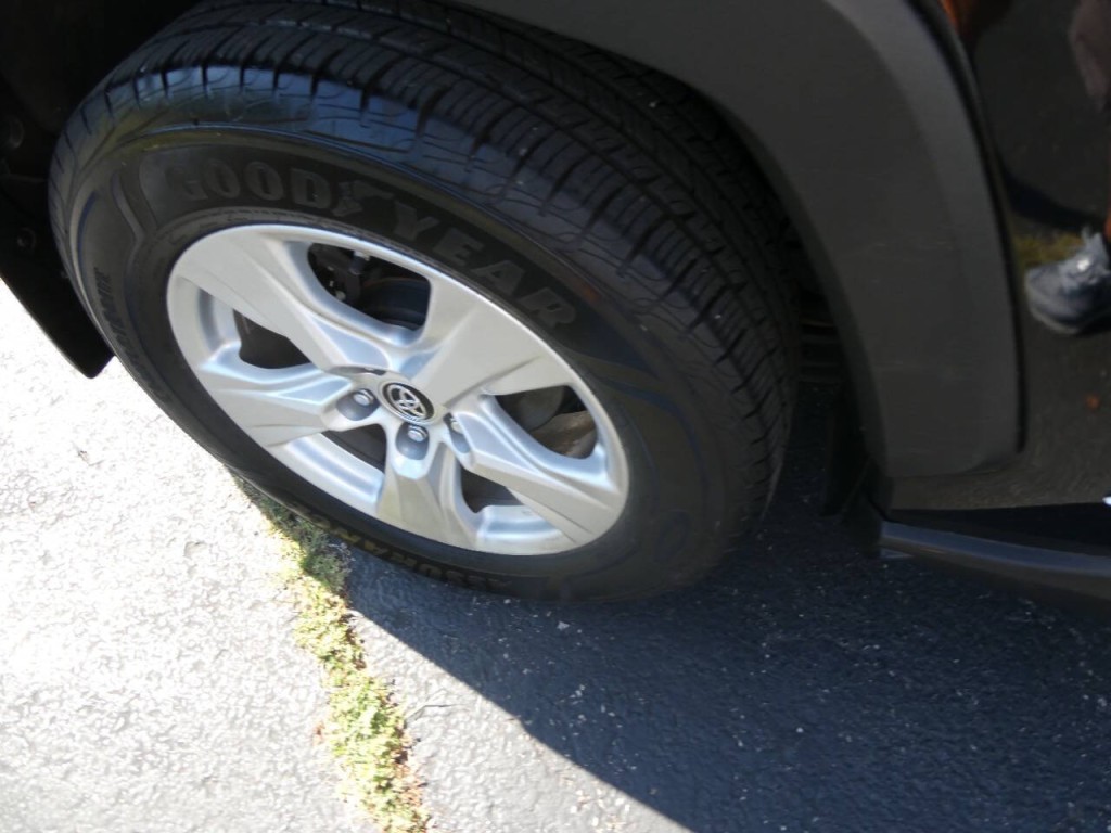 2019 Toyota Rav4 Image 28
