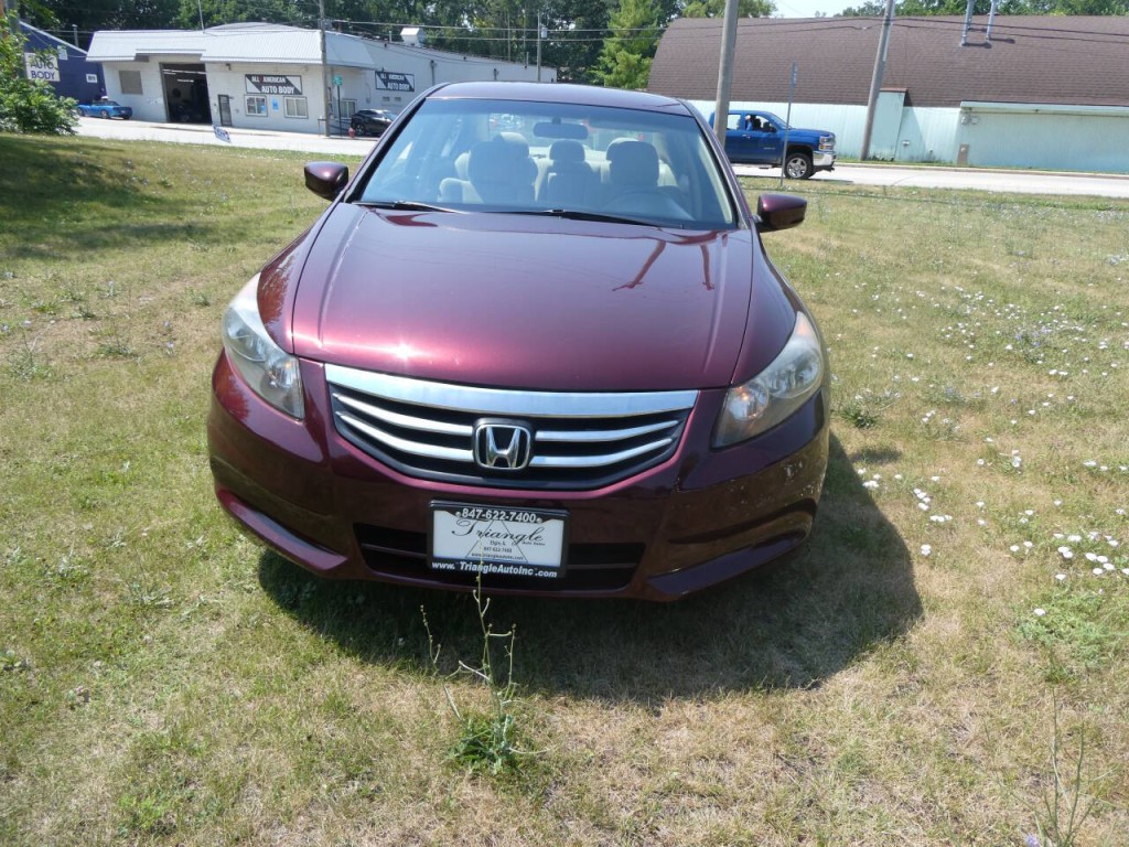 2011 Honda Accord Image 2