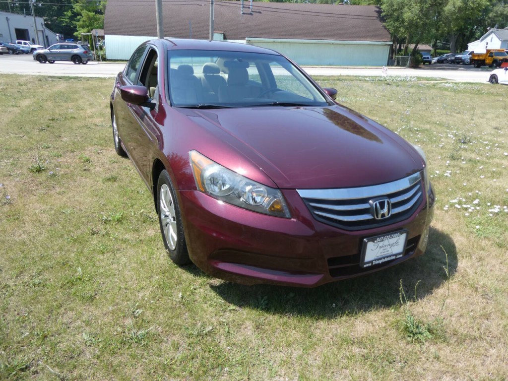 2011 Honda Accord Image 3