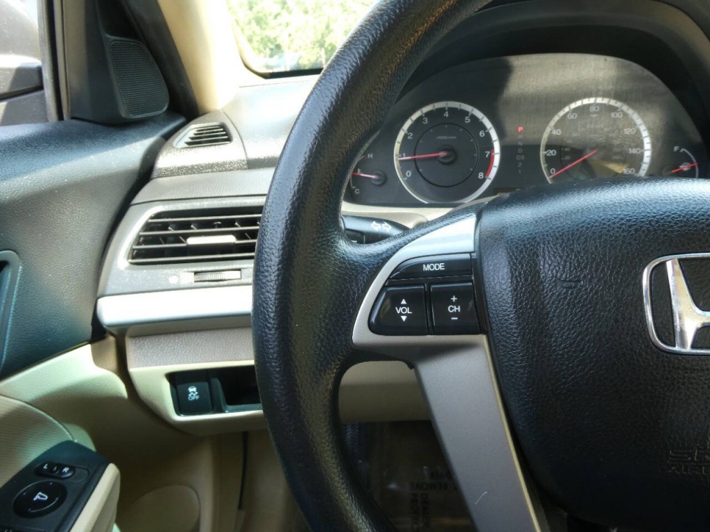 2011 Honda Accord Image 14