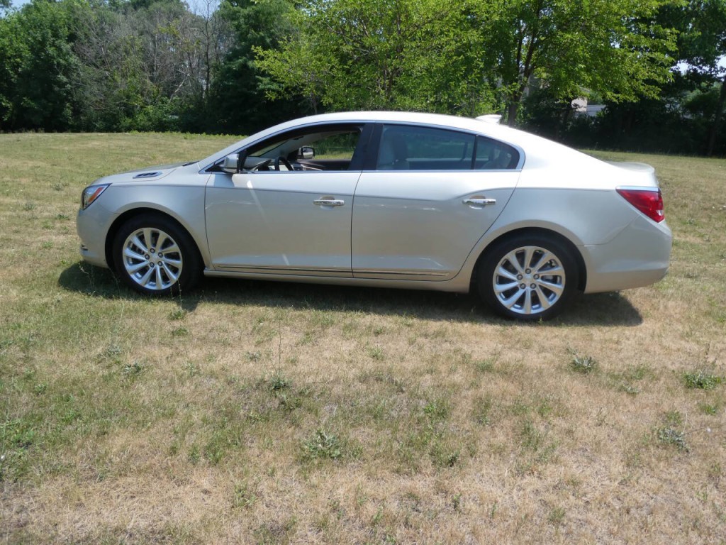 2016 Buick LaCrosse Image 4