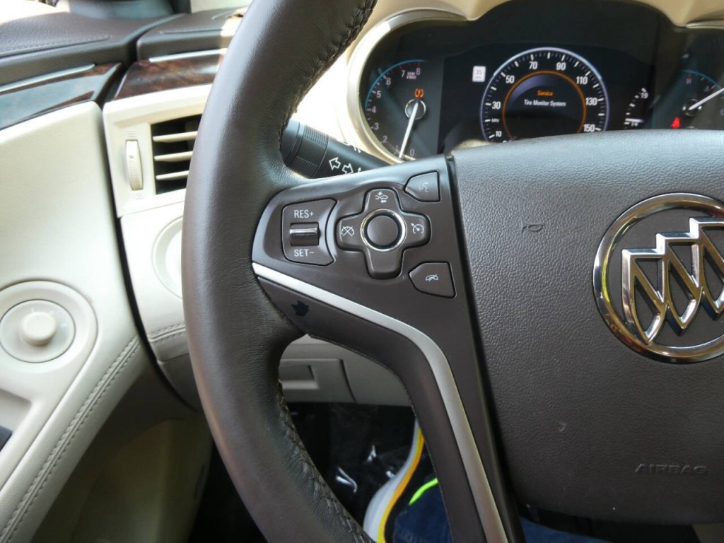 2016 Buick LaCrosse Image 14